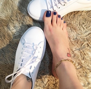 Jaqueline Mello feet photo thumbnail