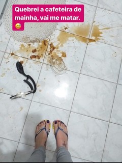 Jaqueline Mello feet photo thumbnail