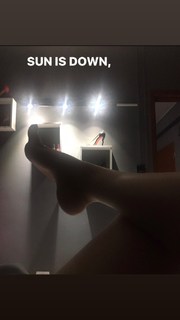 Jaqueline Mello feet photo thumbnail