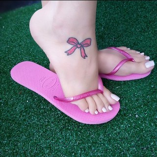 Jaqueline Mello feet photo thumbnail