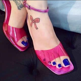 Jaqueline Mello feet photo thumbnail