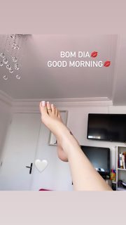 Jaqueline Mello feet photo thumbnail