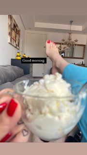 Jaqueline Mello feet photo thumbnail