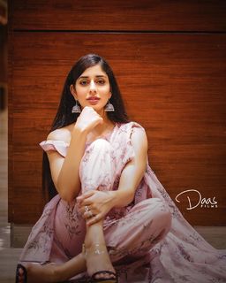 Jasmin Bajwa feet photo 1