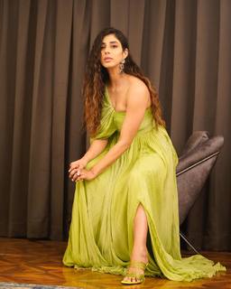 Jasmin Bajwa feet photo 5