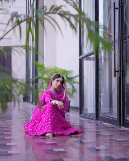 Jasmin Bajwa feet photo 12