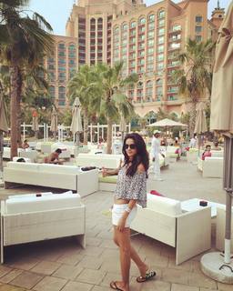 Jasmin Bhasin feet photo 9