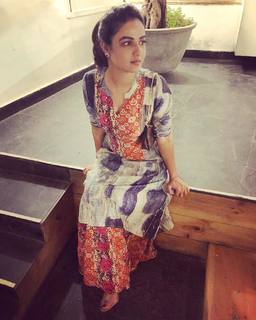 Jasmin Bhasin feet photo 6