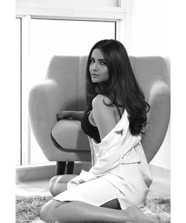Jasmin Bhasin feet photo 20