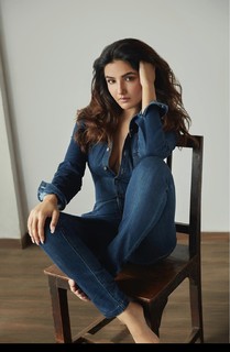 Jasmin Bhasin feet photo 7