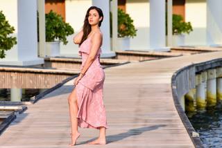Jasmin Bhasin feet photo 10