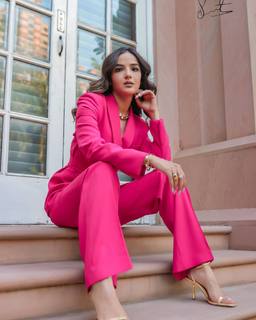 Jasmin Bhasin feet photo 9