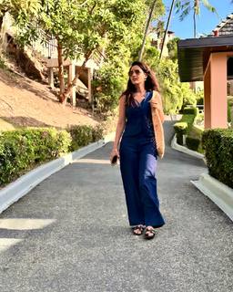 Jasmin Bhasin feet photo 2