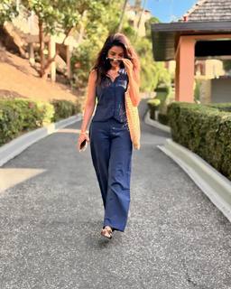 Jasmin Bhasin feet photo 1