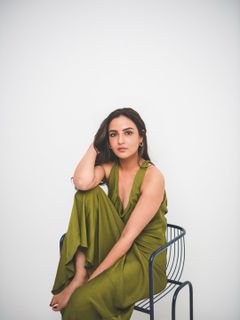 Jasmin Bhasin feet photo 2