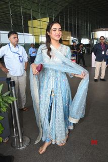Jasmin Bhasin feet photo 18