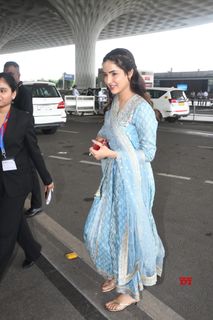 Jasmin Bhasin feet photo 17