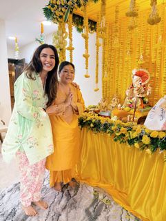 Jasmin Bhasin feet photo 17