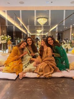 Jasmin Bhasin feet photo 16