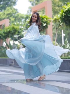 Jasmin Bhasin feet photo 1