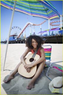 Jasmin Savoy Brown feet photo 5