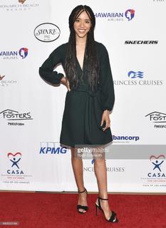 Jasmin Savoy Brown feet photo 14
