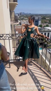 Jasmin Savoy Brown feet photo 3