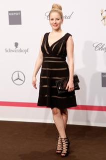 Jasmin Schwiers feet photo 11