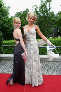 Jasmin Schwiers feet photo 3