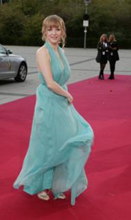 Jasmin Schwiers feet photo 10