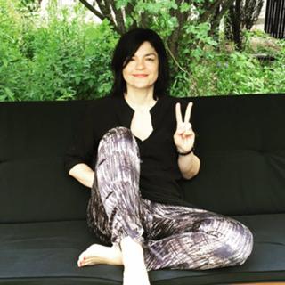 Jasmin Tabatabai feet photo 4