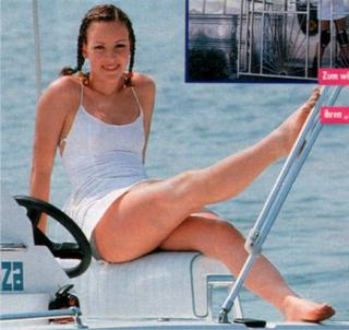 Jasmin Wagner feet photo thumbnail