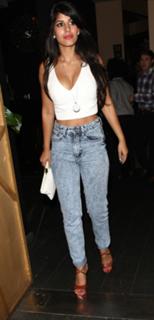 Jasmin Walia feet photo thumbnail