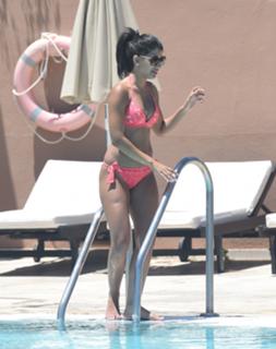 Jasmin Walia feet photo thumbnail