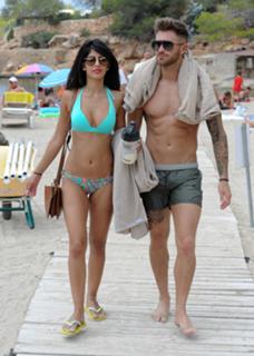 Jasmin Walia feet photo thumbnail