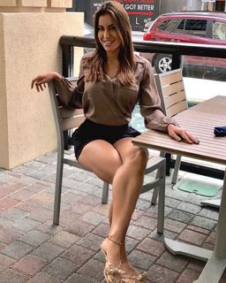 Jasmina Maracita feet photo 4