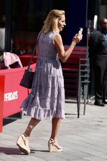 Jasmine Harman feet photo thumbnail