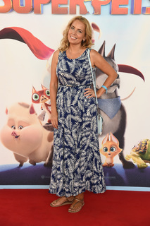 Jasmine Harman feet photo thumbnail