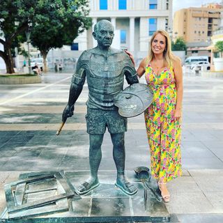 Jasmine Harman feet photo thumbnail