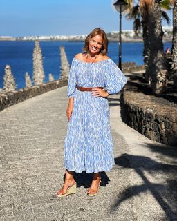 Jasmine Harman feet photo thumbnail