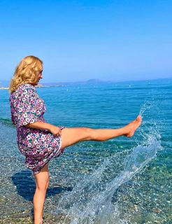 Jasmine Harman feet photo thumbnail