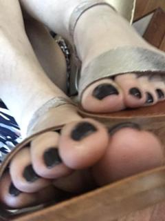 Jasmine Jewels feet photo 10