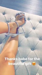 Jasmine Sanders feet photo thumbnail