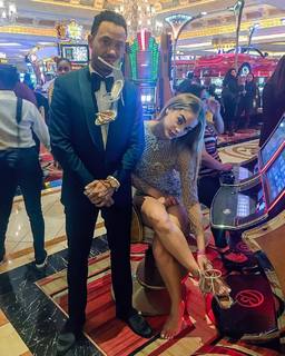 Jasmine Sanders feet photo thumbnail