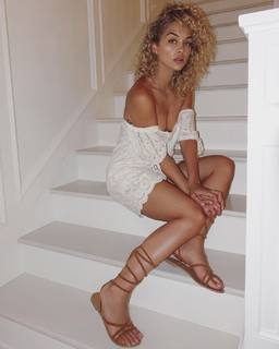 Jasmine Sanders feet photo thumbnail