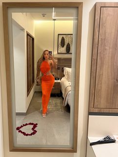 Jasmine Sanders feet photo thumbnail