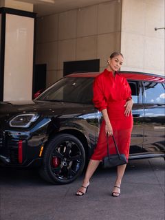 Jasmine Sanders feet photo thumbnail