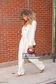 Jasmine Sanders feet photo 1