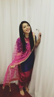 Jasmine Sandlas feet photo 17
