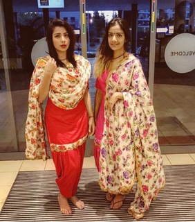 Jasmine Sandlas feet photo 14